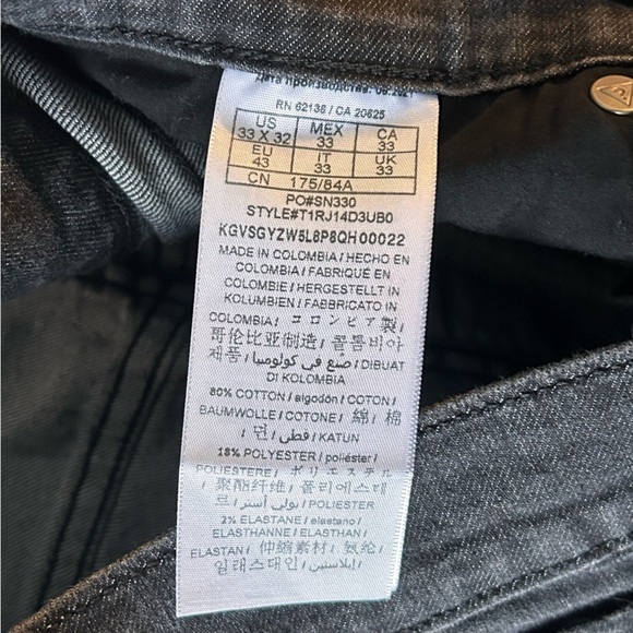 Guess low rise  black skinny jeans. 33x32 - Picture 9 of 10